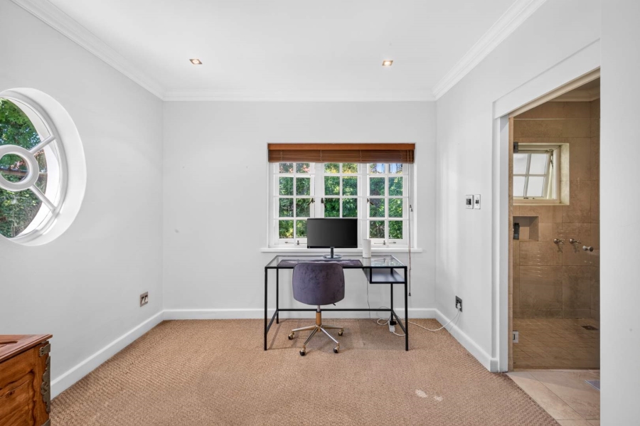 3 Bedroom Property for Sale in Rondebosch Western Cape